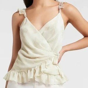 Express beautiful top never been worn